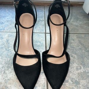 Black heels with two straps